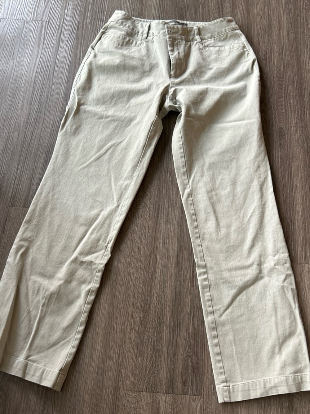 Eddie Bauer Straight-Leg Khaki Chinos in Light Tan